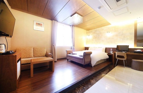 Buk-myeon Hotel | Eco-Friendly Retreat at Changwon Bukmyeon Nouage Cullinan