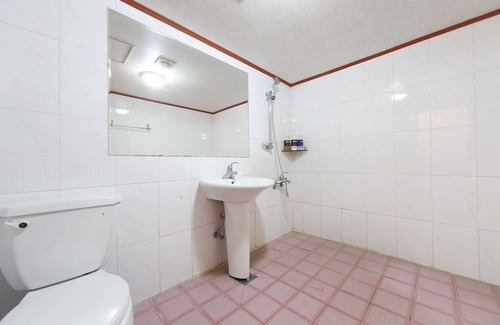 Masan Hotel | Eco-Friendly Stay at Changwon Masan Hapseongdong Tong