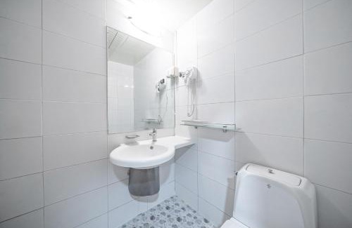 Changwon Hotel | Budget-Friendly Stay at Changwon Olympic Hotel with Dining