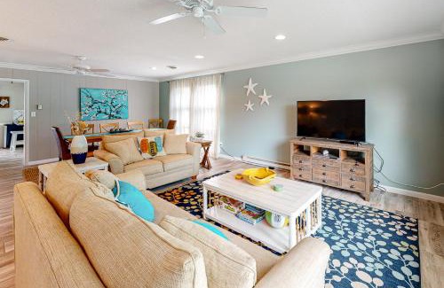 North Ocean City House | Family-Friendly Channel Buoy 120 on Canal for Memorable Stays