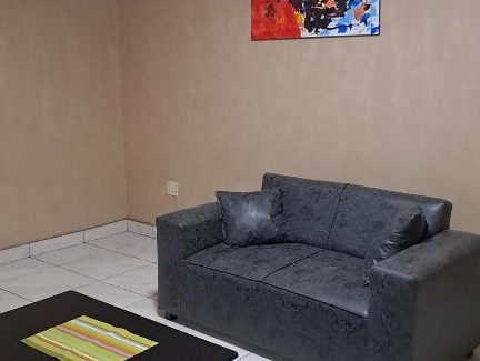 Sunnyside Apartment | Family-Friendly Getaway at Channel One Property