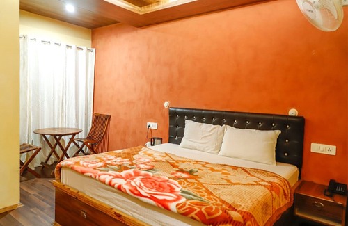 Rohru Hotel | Discover Chanshal Camps and Resort: Family-Friendly Getaway