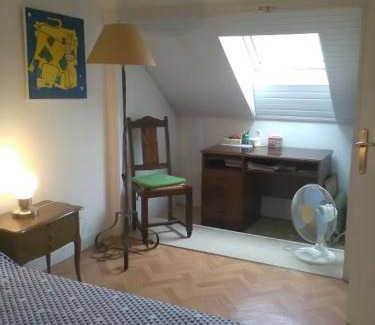 Orvault House | Chantilly: Guest Rated 9/10, Family-Friendly Escape