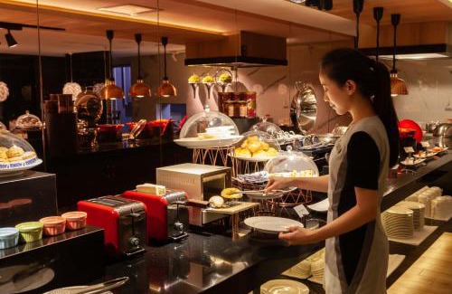 Taoyuan District Hotel | Charming Chao Motel: Pet-Friendly with Top Guest Ratings