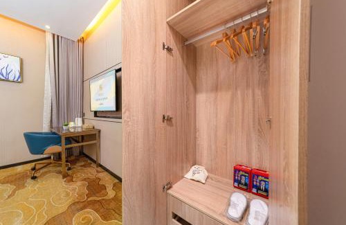Guangzhou Science City Hotel | Chaoman Hotel Guangzhou Baoneng Performing Arts Center Science City Metro Station Branch