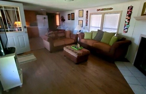 Millersview House | Relax at Chaparral de Lago 2: Rated 9.4 with Breakfast & More