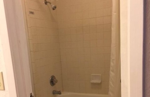 Victoria Hotel | Budget-Friendly Escape at Chaparral Motel with Pool & Spa