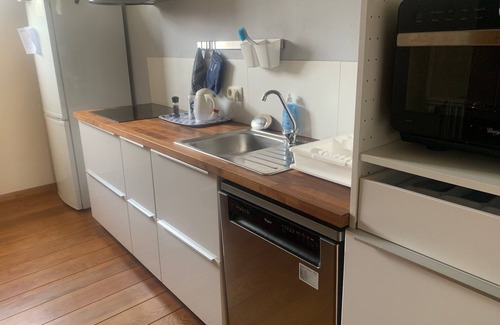 Pietrain Cottage | Beachfront Gite de Chapeauveau with Pool - Rated 10/10
