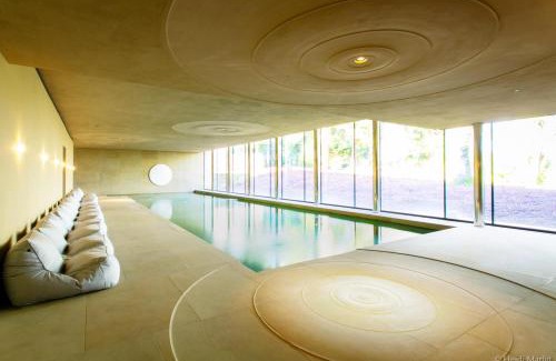 Skipton Apartment | Elegant Chapel Flat: Pool, Hot Tub & Pet-Friendly Stay