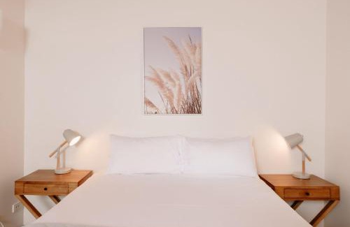 McLaren Vale Apartment | Elegant Chapel Hill Winery Guest House with Breakfast Included