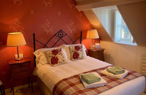 Atherstone Hotel | Discover Chapel House Restaurant with Rooms and Great Amenities
