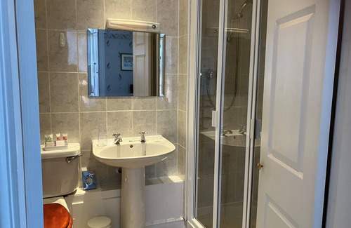 Atherstone Hotel | Discover Chapel House Restaurant with Rooms and Great Amenities