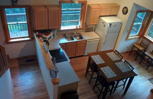 Boone House | Chapel Rest/Breathtaking Views - Blue Ridge Pkwy. Minutes to Boone/Blowing Rock