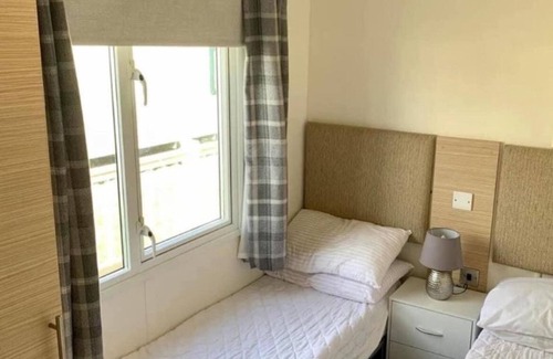 Chapel Saint Leonards Cabin | Chapel saint leonards Skegness