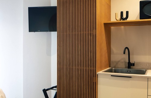 Heraklion Hotel | GD Gallery Suites: Guest Rated 9.2 with Spa & Restaurant