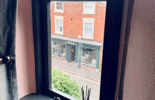 Melbourne House | Best Pet-Friendly Stay at Chapter Two - Melbourne