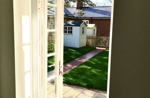 Netley House | Historic 1863 Victorian Home with Private Garden & Pool