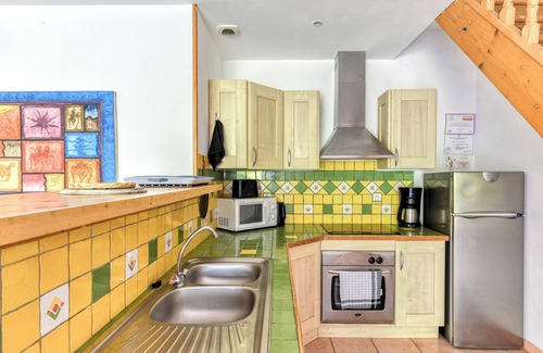 Fabrezan House | Charming Gite with Pool Amidst Vineyards near Mediterranean