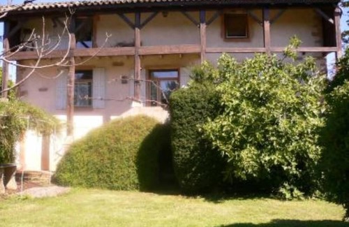 Charnay-les-Macon House | Discover a Unique House with Pool & Garden Near Cluny