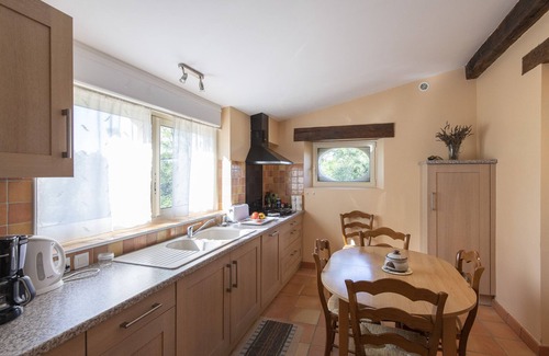 Les Arques House | Idyllic Countryside Retreat with Ocean Views & Breakfast