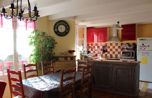Fouras Villa | Charming Villa Steps from the Beach in Fouras