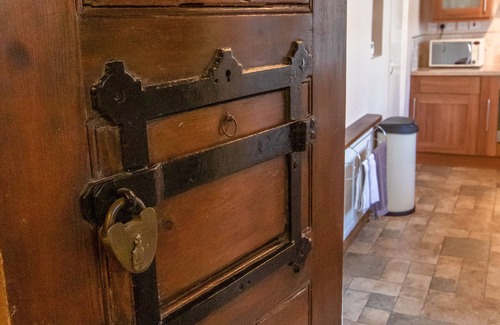 Castleton Cottage | Inviting 3 Bedroom Cottage in North York Moors - Rated 10/10
