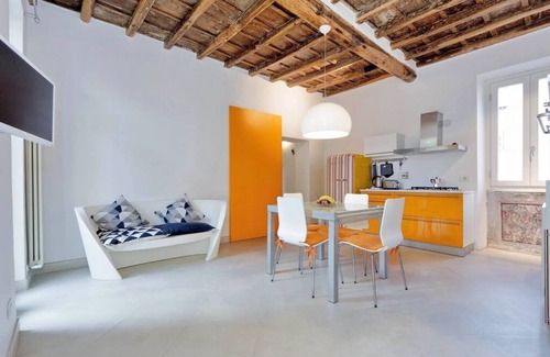 Rione XI Sant'Angelo Apartment | Charming Apartment for 5 in Historic Center - Guest Rated 9.8