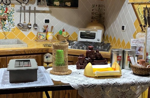 Viterbo House | Unique Holiday Home in Medieval Quarter - L'ANTICO COMMODO