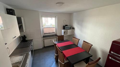 Sued Apartment | Inviting Stay in Kassel with Parking & Family-Friendly Amenities
