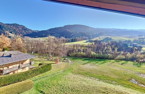 Praz-sur-Arly Apartment | Comfortable Two-Room Apartment with Lake View and Balcony