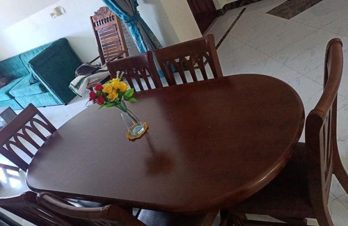 Ruessei Kaev House | Family-Friendly Charm at Charang House Awaiting Your Stay