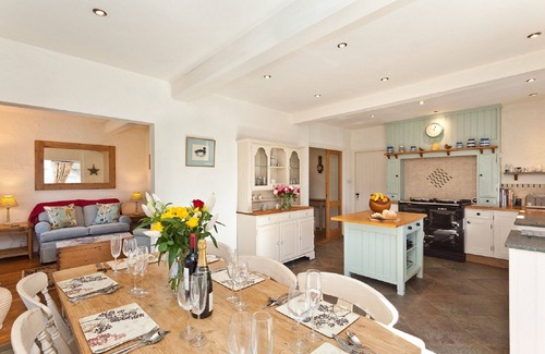 Penny Bridge House | Beautiful Country House Near Coniston Water - Guest Rated 9.8