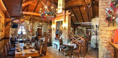 Storozhnytsya Hotel | Charda Hotel: Pet-Friendly Stay with Family Amenities