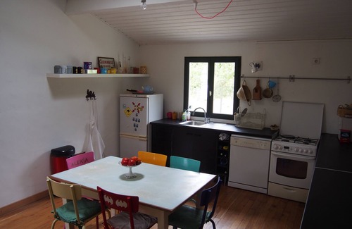 Varzay House | Idyllic Charentaise House with Private Heated Pool & Ocean View