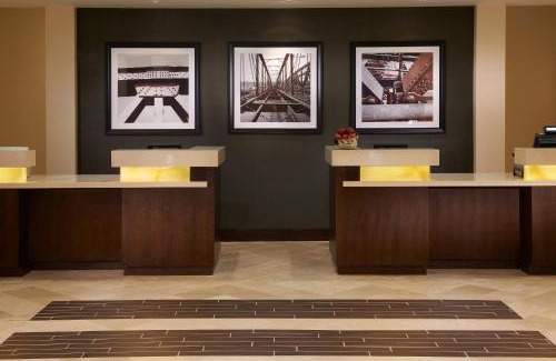 Charleston Hotel | Comfortable Stay at Charleston Marriott Town Center Hotel