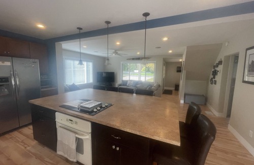 Charlevoix House | Beautiful Charlevoix 4BR Remodeled House with Lake View
