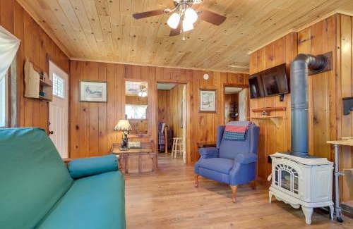Charlevoix House | Pet-Friendly Charlevoix Cabin with Patio, Steps from Lake