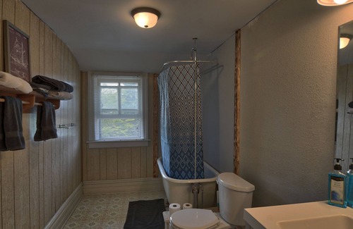 Charlevoix Bed & Breakfast | Discover Charlevoix House: Family-Friendly with Breakfast