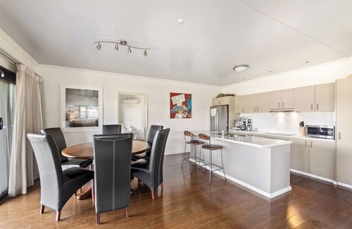 Wilyabrup House | Discover Charlie Bravo - Guest Rated 9.8 with Lake Views