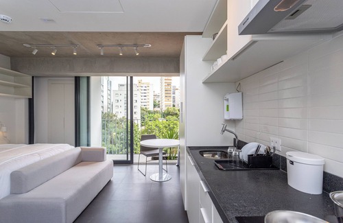 Sao Paulo Apartment | Discover Charlie onze22 Vila Madalena: Top Amenities Await