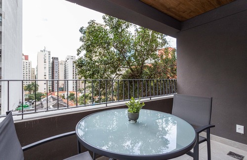 Jardins Apartment | Discover Charlie Pamplona Jardim Paulista with Ocean Views