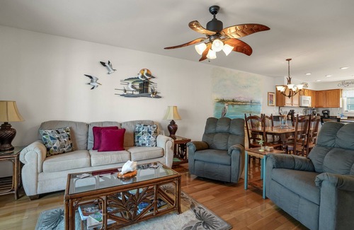 Chincoteague House | Charlie's Bayside Retreat - Pet Friendly & Family Comfort