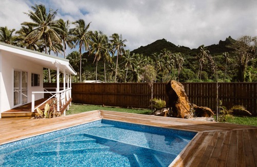 Matavera Villa | Charlie's Villas: Oceanfront Retreat with Pool & Family Perks