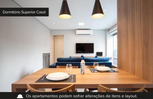 Vila Nova Conceicao Apartment | Relax at Charlie Vila Nova Conceição with Hot Tub Access