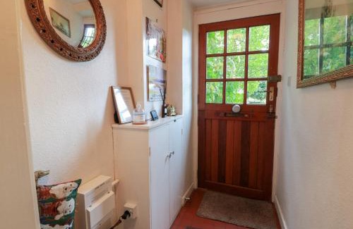 Swinton House | Discover Charlies Cottage: Pet and Child Friendly Retreat