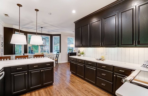 Mint Hill House | Enchanting Retreat in the Woods - Pet & Child Friendly!