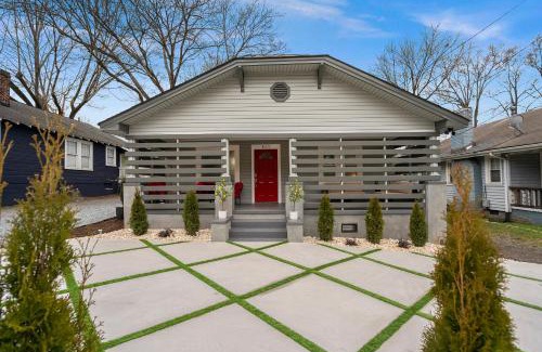 Villa Heights House | Eco-Friendly NoDa Home with Breakfast and Hot Tub