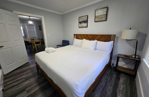 Villa Heights House | Eco-Friendly NoDa Home with Breakfast and Hot Tub