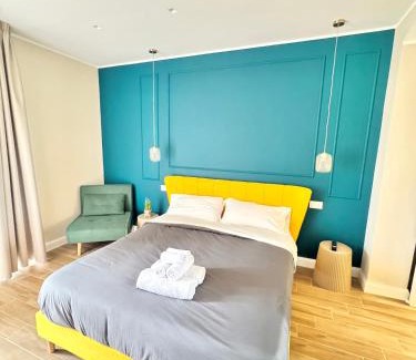 Reggio Calabria Bed & Breakfast | Beachfront Bliss at Charm Airport: Family-Friendly Retreat