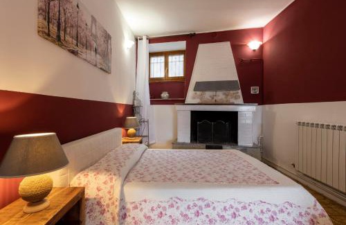 Ramponio Verna Apartment | Discover Comfort by the Lakes and Mountains - Pet Friendly
